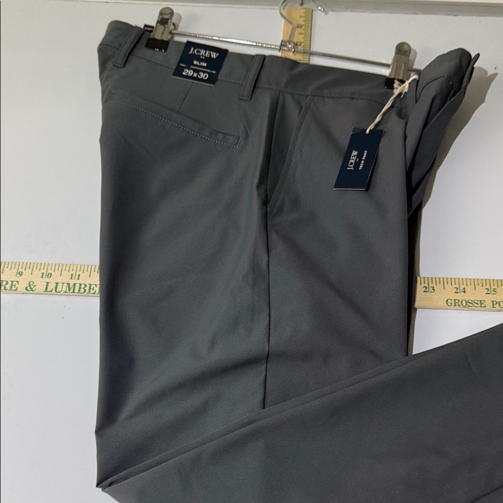 NWT - J Crew Pants Mens W29/30 Gray Slim Straight Flex Mid Classic Casual